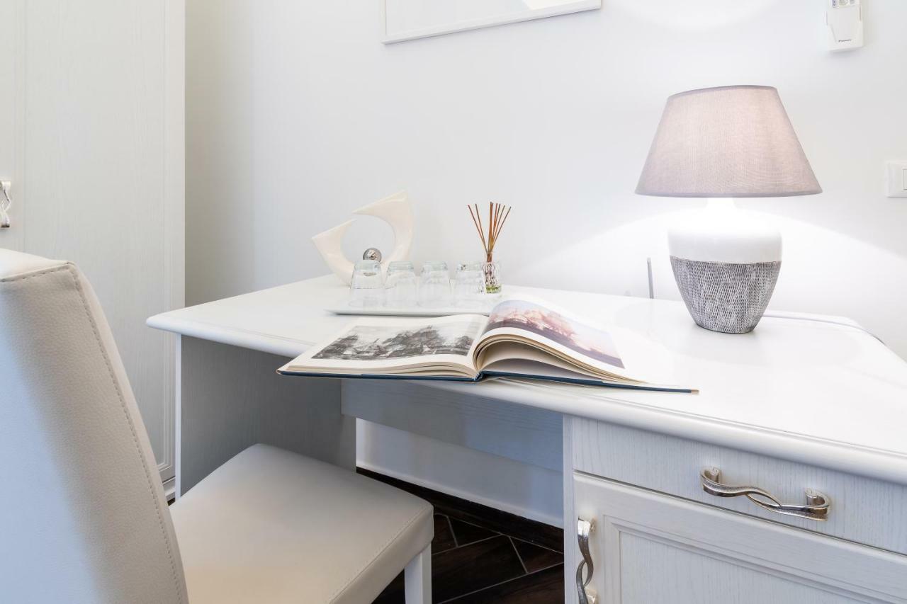 Suites Sorrento Elegance Екстериор снимка